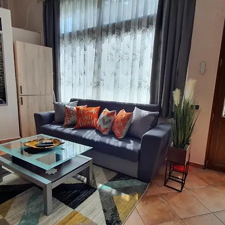 Apartment Art Center